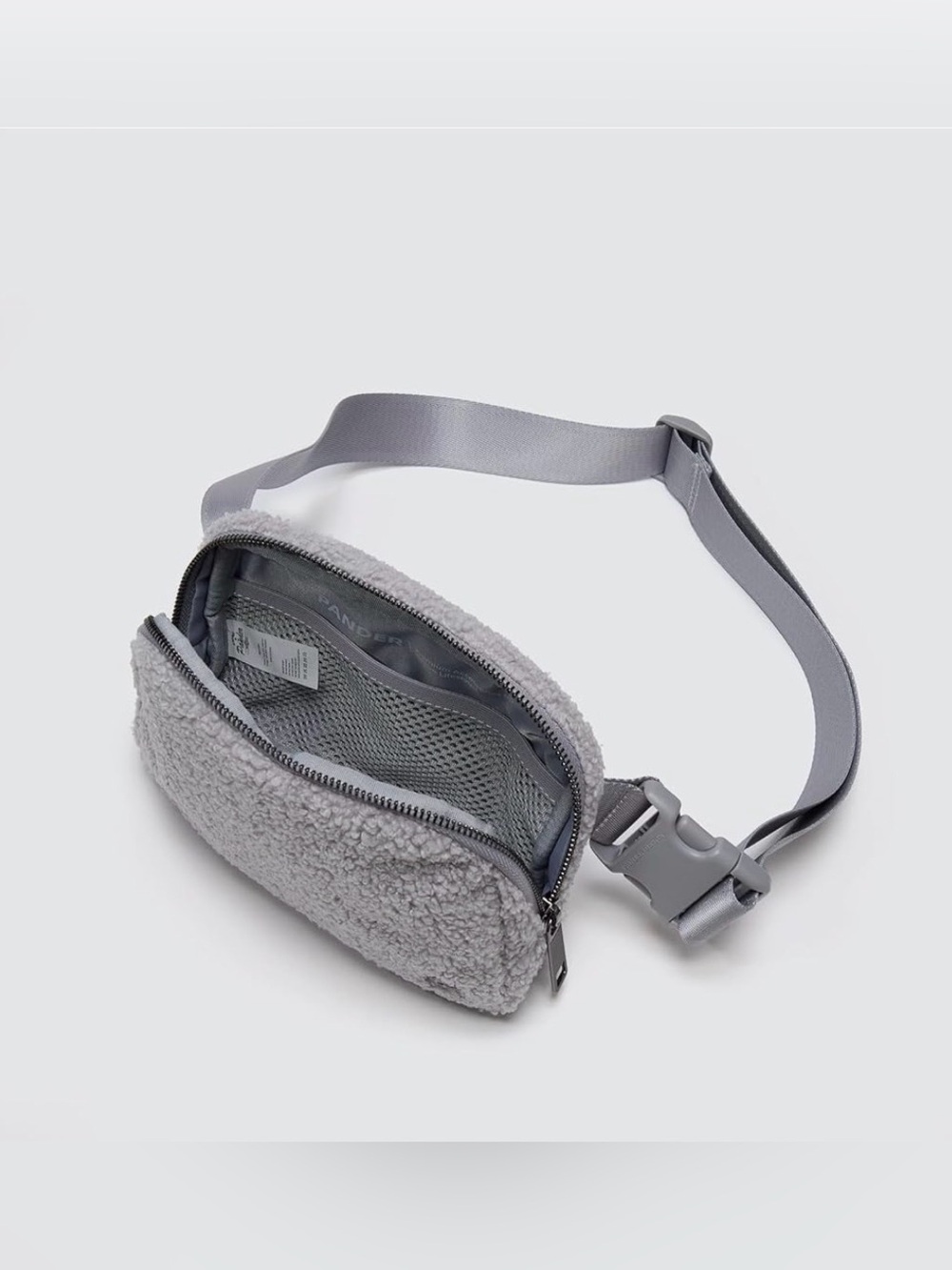 Everywhere Fleece Belt Bag 1L Cozy Sherpa Crossbody Bag in Light Gray NWT - Picture 5 of 6